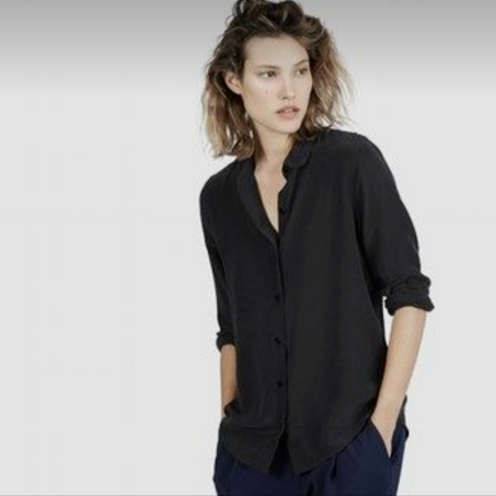 Everlane Round Collar Silk Blouse in Black